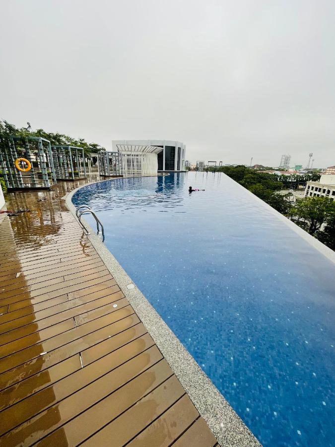 Deena Suite At Troika ,哥打巴鲁 外观 照片